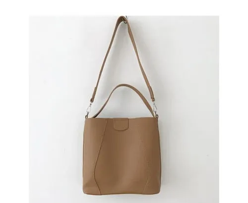 Casual Large Capacity Tote Designer Wide Strap Women Handbags Luxury Pu Leather Shoulder Crossbody Bags Buckets Bag Lady Purses