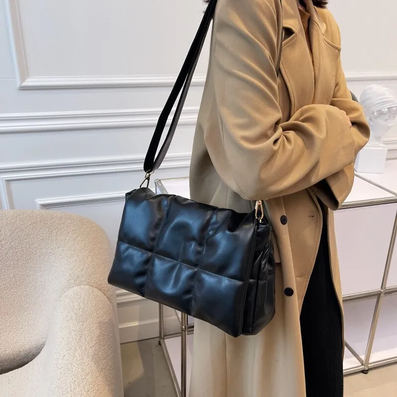 Christmas Gift Casual Quilted Women Crossbody Bag Designer Cotton Padded Shoulder Bag Brands Pad Square Bags for Women Handbags 2021 Tote Lady